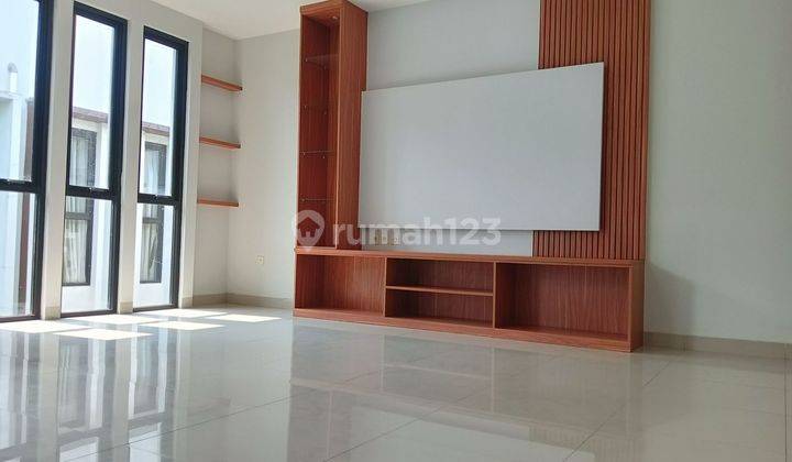 Rumah 2 lantai Bagus, siap huni di Bali Maisonette Town House Fatmawati 2