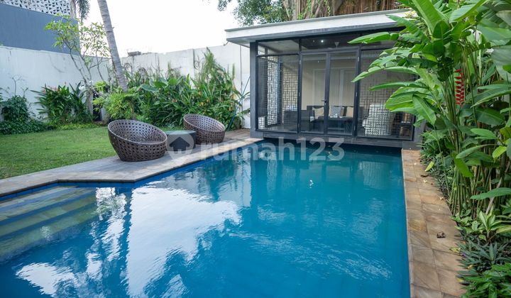 Rumah Elegan Di Area Prestige Kemang Jakarta Selatan 1