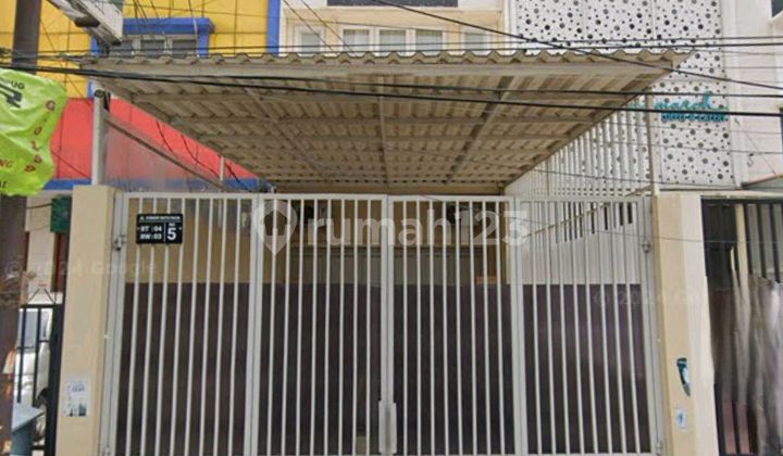 3.5-Story Shop House for Sale, Good Condition in Kemayoran, Central Jakarta 1