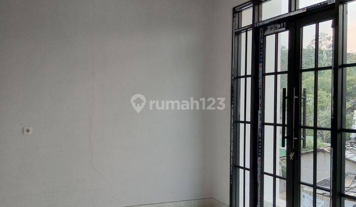 Rumah 3 Lantai Bagus di Jagakarsa, Jakarta Selatan 1