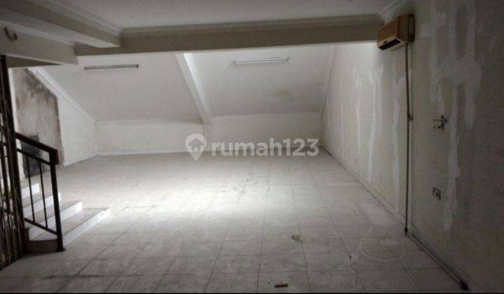 Disewakan Ruko Muara Karang Lokasi Strategis 2