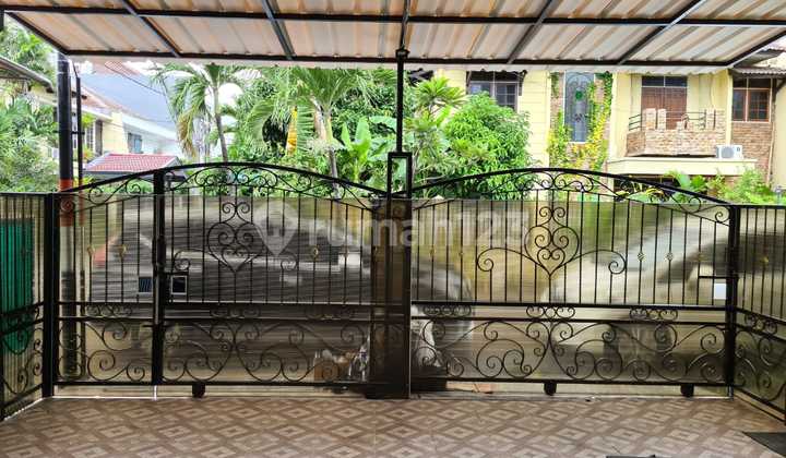 Di Jual Rumah di Kawasan Pelepah Elok Kelapa Gading New House Full Renov 