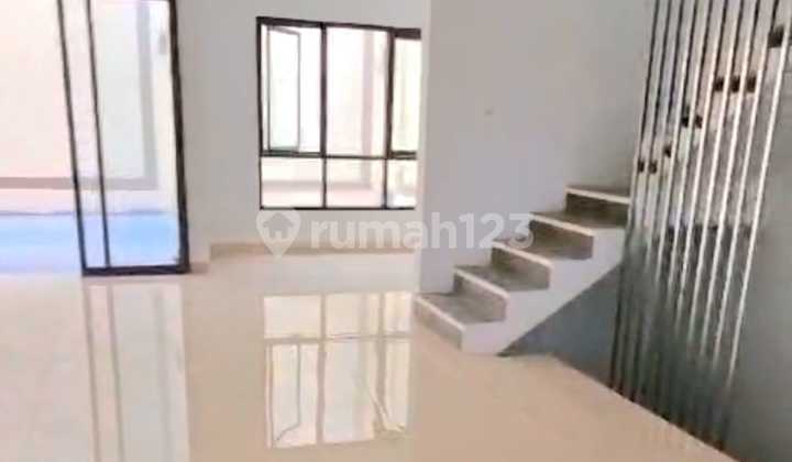 Dijual Rumah Baru 3,5 LT di Kav Polri Jagakarsa Jakarta Selatan