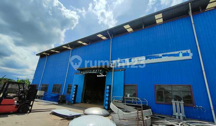 Indoor Warehouse Location Rest Area KM 19B Jakarta-Cikampek Toll Road Ready to Use & Spacious