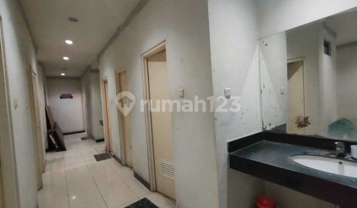 5-Storey Exclusive Boarding House in Kebon Jeruk Raya, West Jakarta, Highly Strategic Location 2