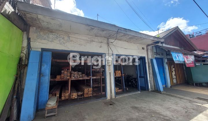 TOKO DAN RUMAH DI PASAR BESAR MALANG TOKO DAN RUMAH DI PASAR BESAR MALANG