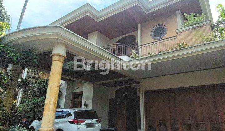 RUMAH MEWAH DEKAT PUSAT KOTA MALANG 1