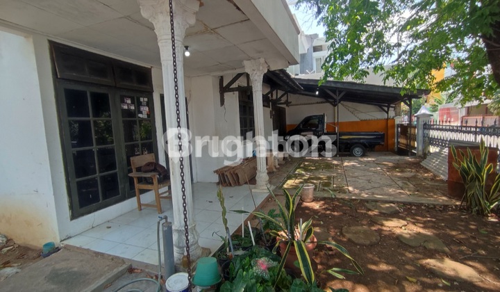 Rumah Tengah Kota Lokasi Pusponjolo Semarang Barat 1