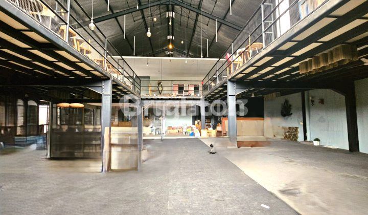Show Room, Warehouse, Package, Dr. Cipto Semarang Cafe 1