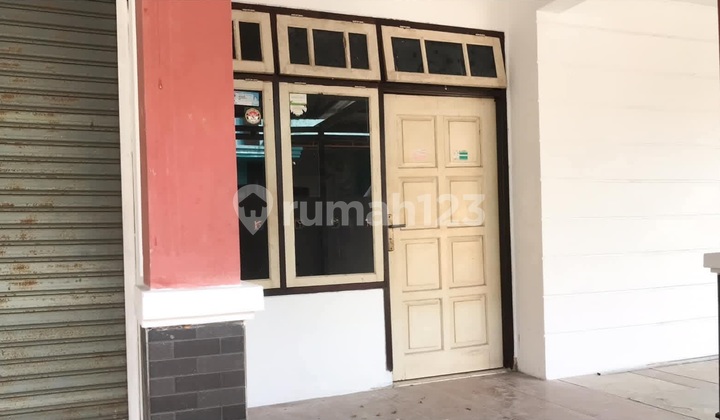 Ready-to-Occupy House in the Central City Location of Turangga, Pedurungan, Semarang with SHM 2