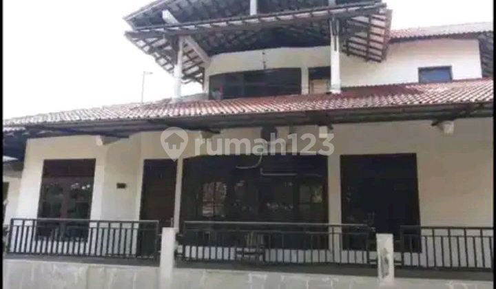 Rumah Besar Tengah Kota Lokasi Pusponjolo Semarang Barat 1