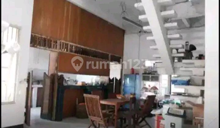 Rumah Besar Tengah Kota Lokasi Pusponjolo Semarang Barat 2
