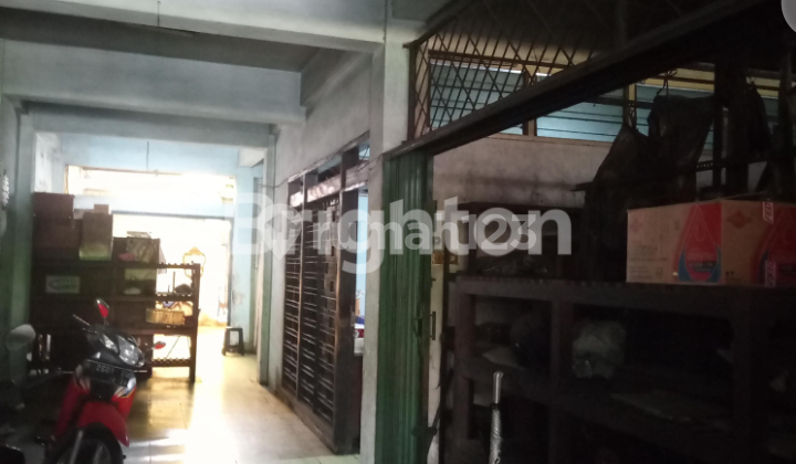 Rumah 2 Lantai Tengah Kota Lokasi Jl. Jenderal Sudirman Semarang Barat 2