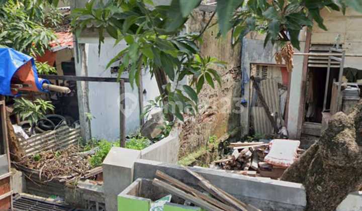 Rumah Lama Tengah Kota Lokasi Pusponjolo Semarang Barat 2