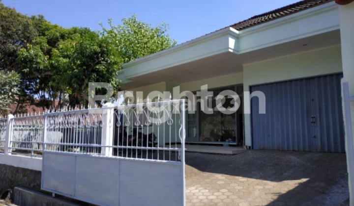 Strategic Mid-Town House Location on Jalan Sindoro Ungaran 1