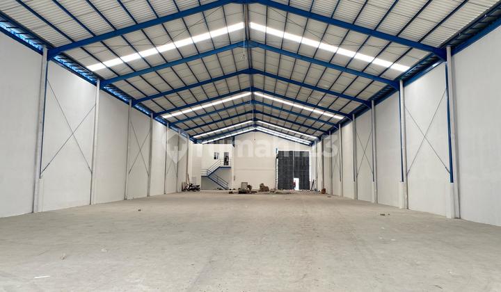 Warehouse for Rent, Who Uses Lippo Cikarang, Area 1,710 M2