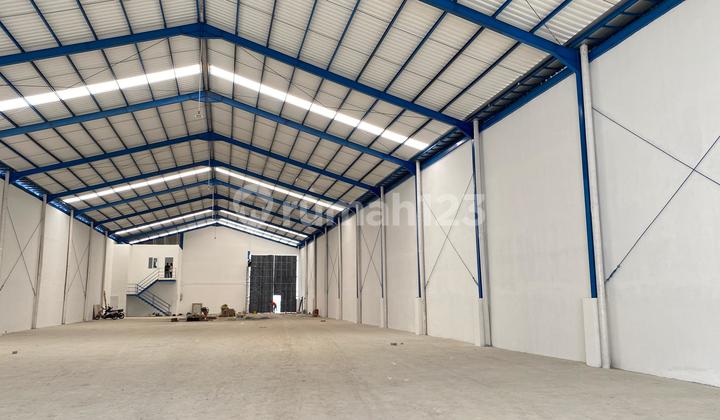 Warehouse for Rent Area 1,369 M2 Lippo Cikarang Area