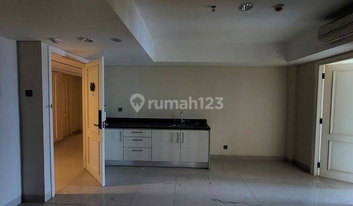 Apartement Louis Kienne 2 BR Semi Furnished Bagus 7