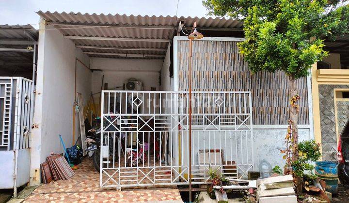 Rumah Bagus Unfurnished SHM di Dempel Baru, Semarang 1