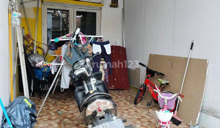 Rumah Bagus Unfurnished SHM di Dempel Baru, Semarang 2