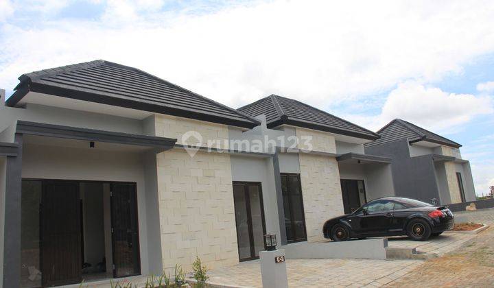 Rumah Baru SHM di Manru Regency Sendangmulyo, Semarang 2