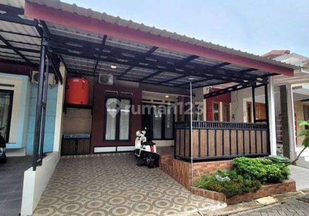 Rumah Bagus Unfurnished SHM di Perumahan Tamansari, Semarang 1