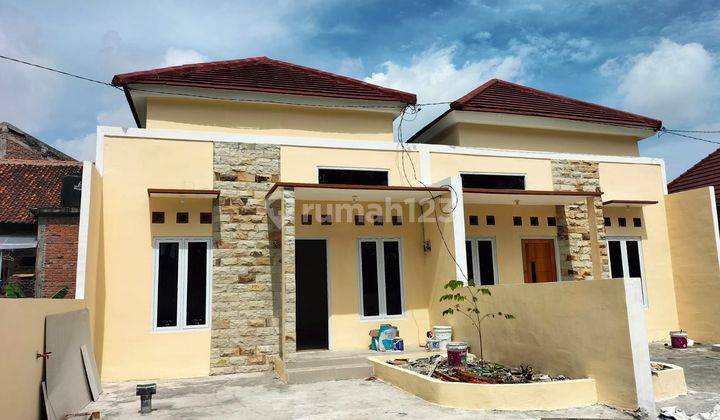 Rumah Baru Unfurnished di Jl Kramat , Semarang 1