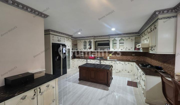 Rumah Mewah Katamaran Pik