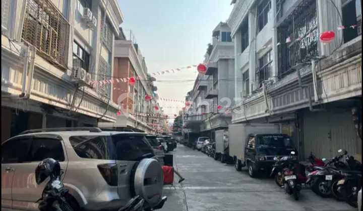 Dijual Ruko Gandeng Di Komplek Jembatan Lima Permai