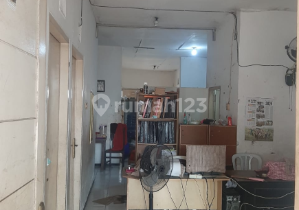 Single-Story But Spacious House, Sukodono, Sidoarjo 2