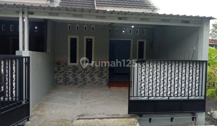 Dijual Rumah Baru di Bangetayu wetan SHM dan Strategis