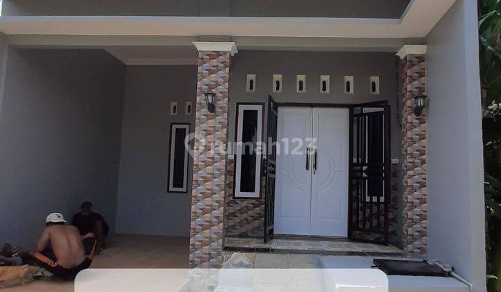 Rumah 2 Lantai Baru SHM Free Pagar dan Kanopi di Semarang timur 2