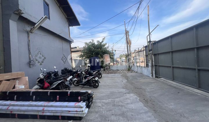 Warehouse in the Pantai Indah Dadap Area, Container Access Near Soekarno Hatta Airport, Near PIK2, Access to Jakarta Outer Ring Road (JORR) & Tangerang Toll Road Access Warehouse in the Pantai Indah Dadap Area, Container Access Near Soekarno Hatta Airport, Near PIK2, Access to Jakarta Outer Ring Road (JORR) & Tangerang Toll Road Access