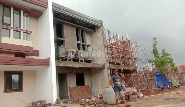 Cluster jatiwaringin dp 0% free biaya lokasi 100 meteran dari jl raya