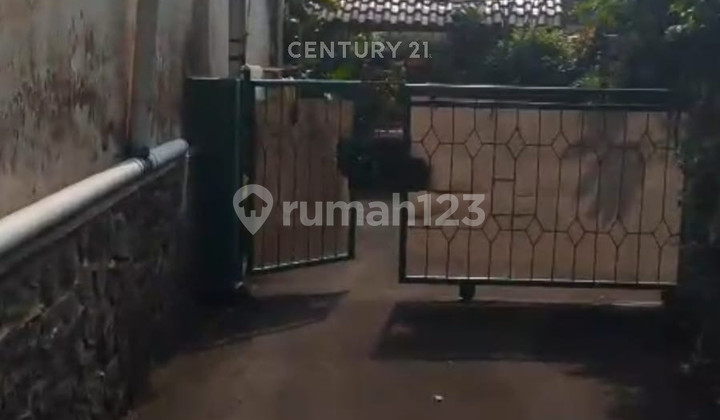 Rumah Strategis Area Kuliner di Jl Pangrango Taman Kencana Bogor 2