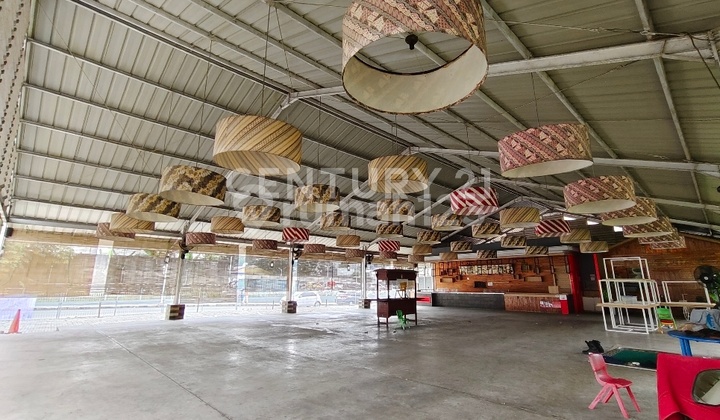 Strategic Plot in Pajajaran Indah Bogor's Business and Culinary Area Strategic Plot in Pajajaran Indah Bogor's Business and Culinary Area