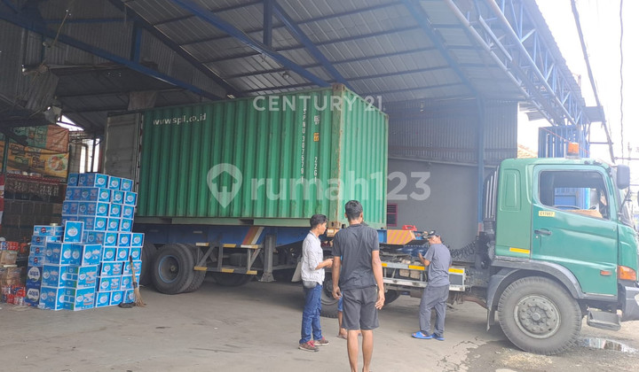 Former Grocery Warehouse in a Strategic Location Cibinong Former Grocery Warehouse in a Strategic Location Cibinong