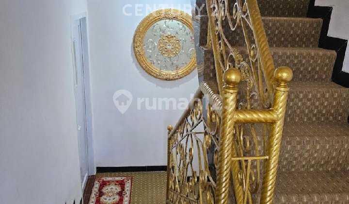 Furnished Luxury House in Pamoyanan Hijau Bogor 2