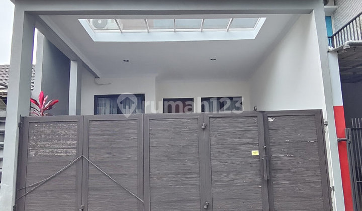 Rumah 2Lt Dekat Akses Tol di Mutiara Bogor Raya