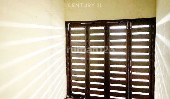 Rumah Strategis Dekat Kampus di Perumahan Tugu Cimanggis Depok 2