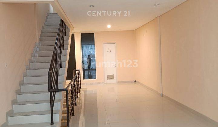 Ruko Strategis Di Sentul Tower Apartment 2