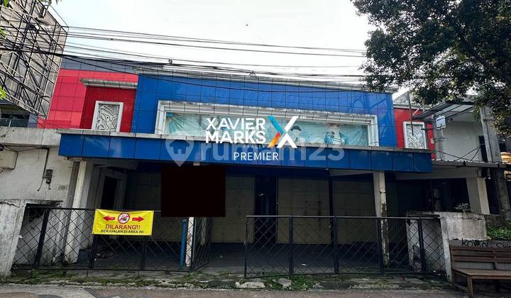 Prime Location 3-Story Building at Alun-Alun Malang