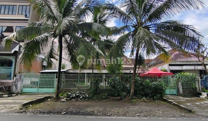 Rumah Classic Semi Colonial Lokasi Tengah Kota Malang 1
