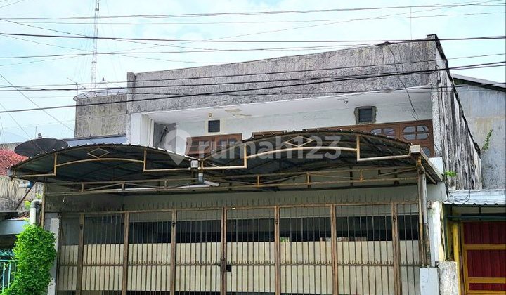 Rumah Usaha, 2 Lantai Di Daerah Ciliwung, Purwantoro Malang Kota