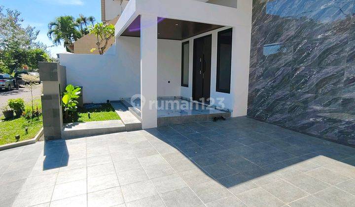 Rumah Cantik Minimalis Modern Siap Huni Daerah Araya Golf Malang 2