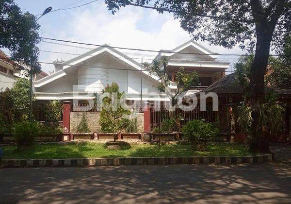 Rumah Pusat Kota Sekitar Ijen Boulevard Kota Malang 1