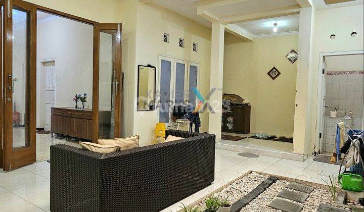 backyard rumah 2 lantai siap huni