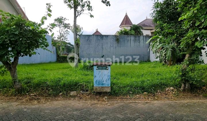 Tanah Siap Bangun Lokasi Strategis Daerah Araya Golf