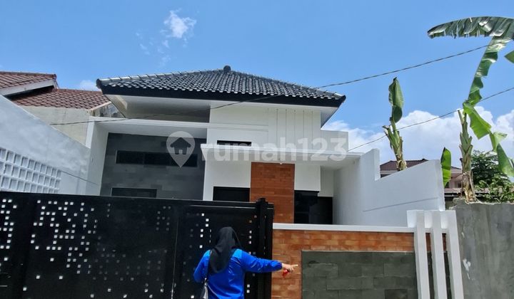 Rumah Modern Dalam Perumahan One Gate System Tengah Kota 2