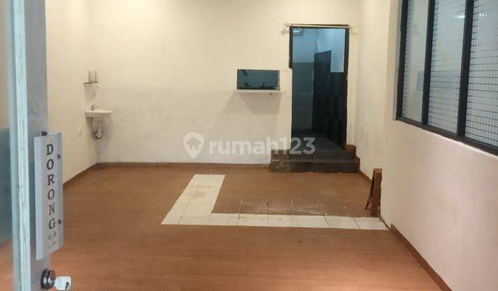 DISEWAKAN Ruang Usaha Di Jalan Utama 2